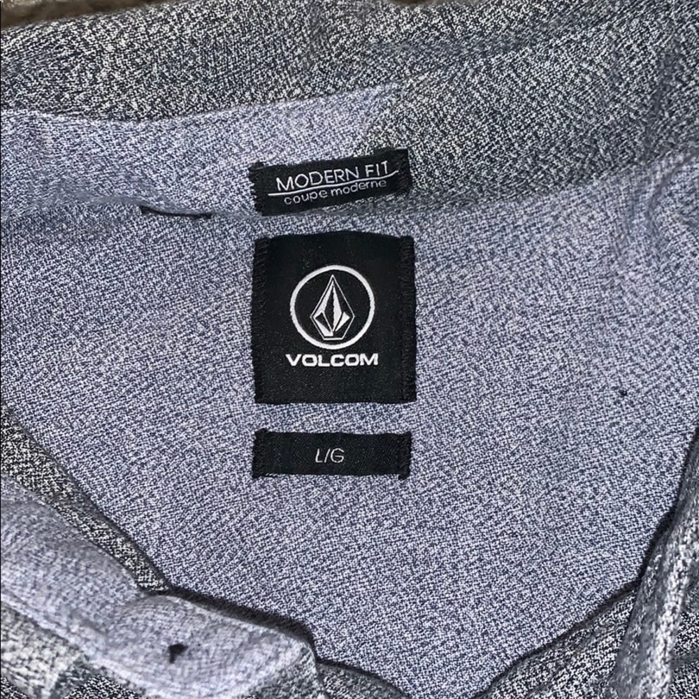 Button up - Picture 2 of 2